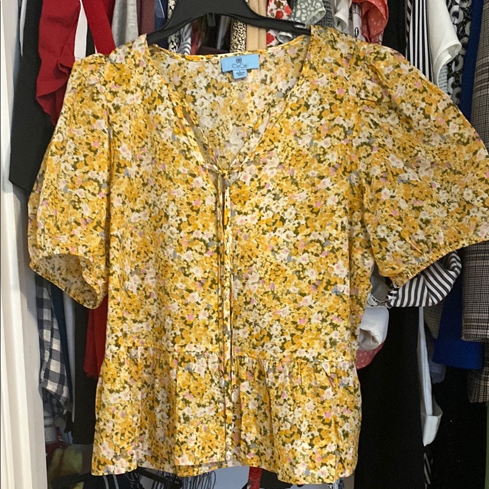 CeCe Yellow Puff Sleeve Peplum Blouse